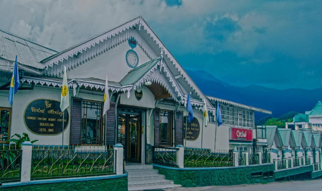 Central Heritage Resort & Spa Formerly Fortune Itc Resort Darjeeling  Exteriör bild